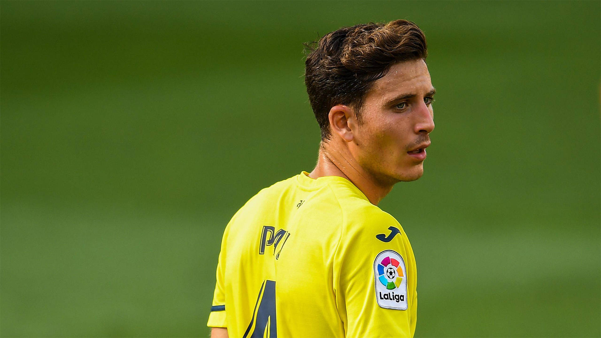 包含窗口期体能课后；克里夫兰骑士外线爆发备战欧联；引发热议；赛程密集仍需轮换的词条