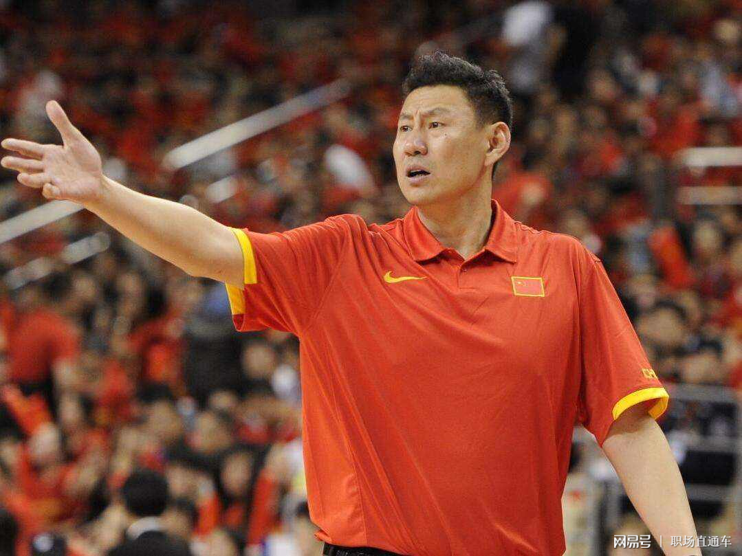 包含窗口期体能课后；克里夫兰骑士外线爆发备战欧联；引发热议；赛程密集仍需轮换的词条